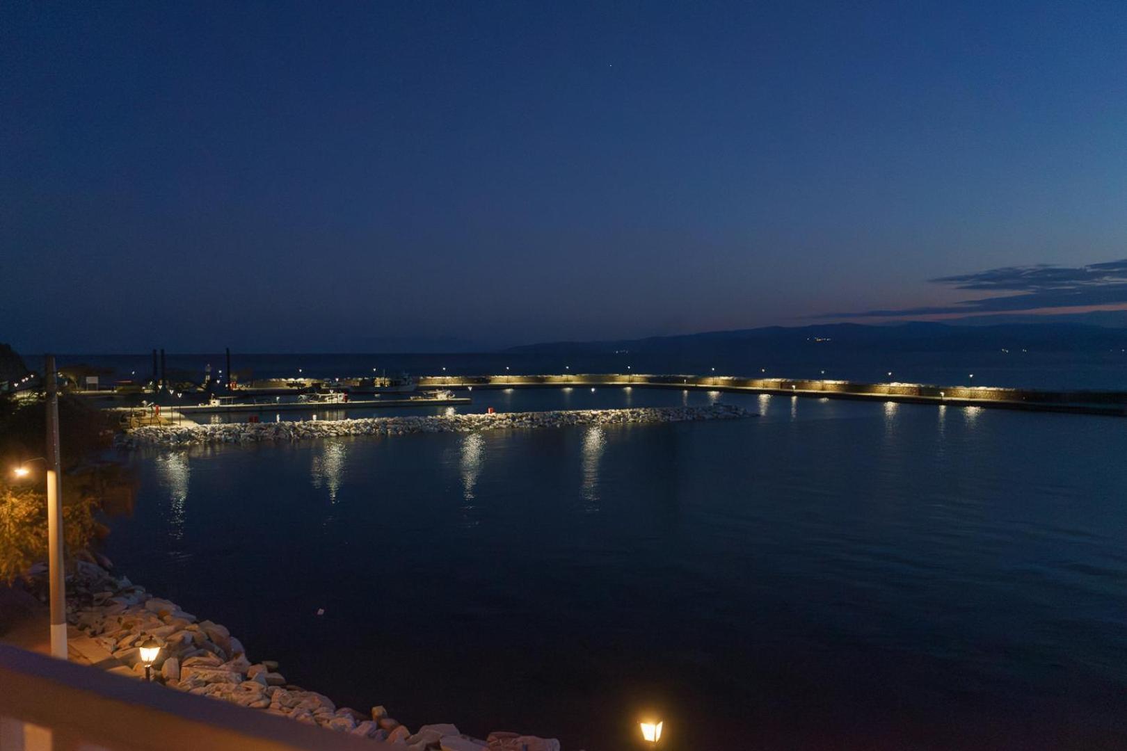 Archontiko Seaside Hotel Платаньяс Экстерьер фото