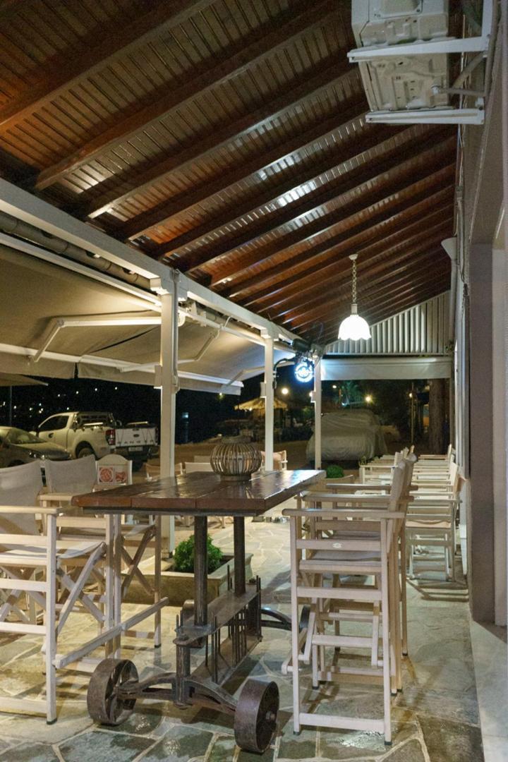 Archontiko Seaside Hotel Платаньяс Экстерьер фото