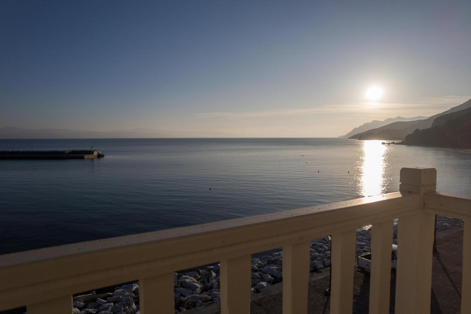 Archontiko Seaside Hotel Платаньяс Экстерьер фото