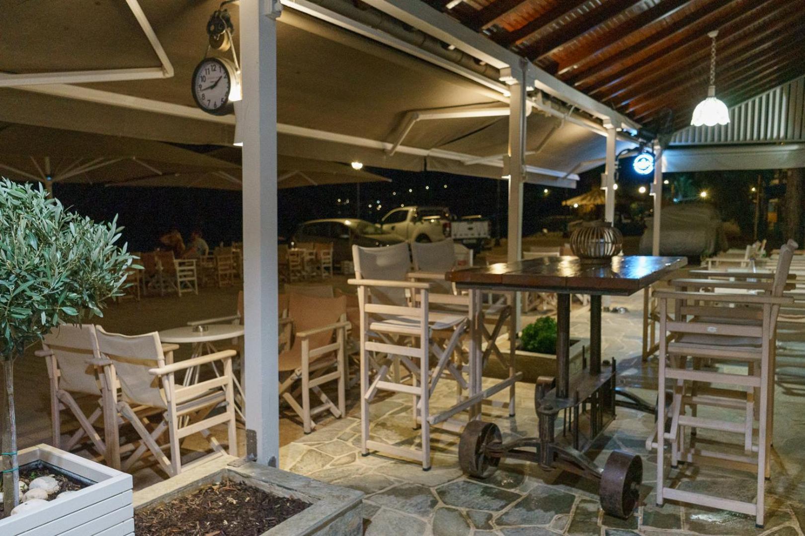 Archontiko Seaside Hotel Платаньяс Экстерьер фото